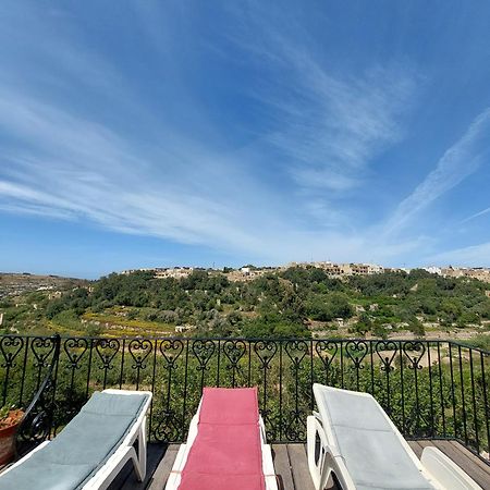 Bed and Breakfast Sunny Gozo Getaway Pool & Easy Check-In Ghajn il-Kbira  Экстерьер фото